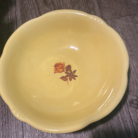 Yellow Bowl and Vase - Picture 3 of 5